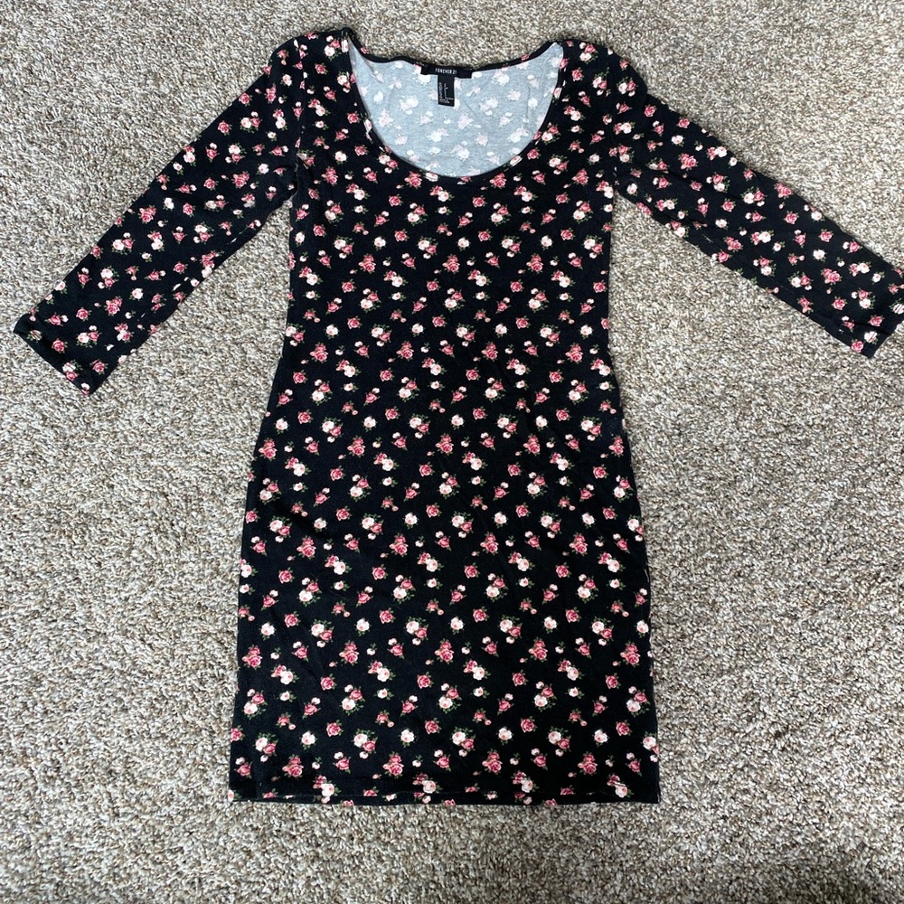 Floral long-sleeved mini dress